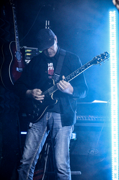 Loading image