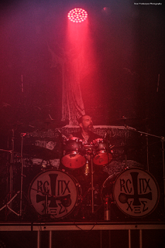 Loading image