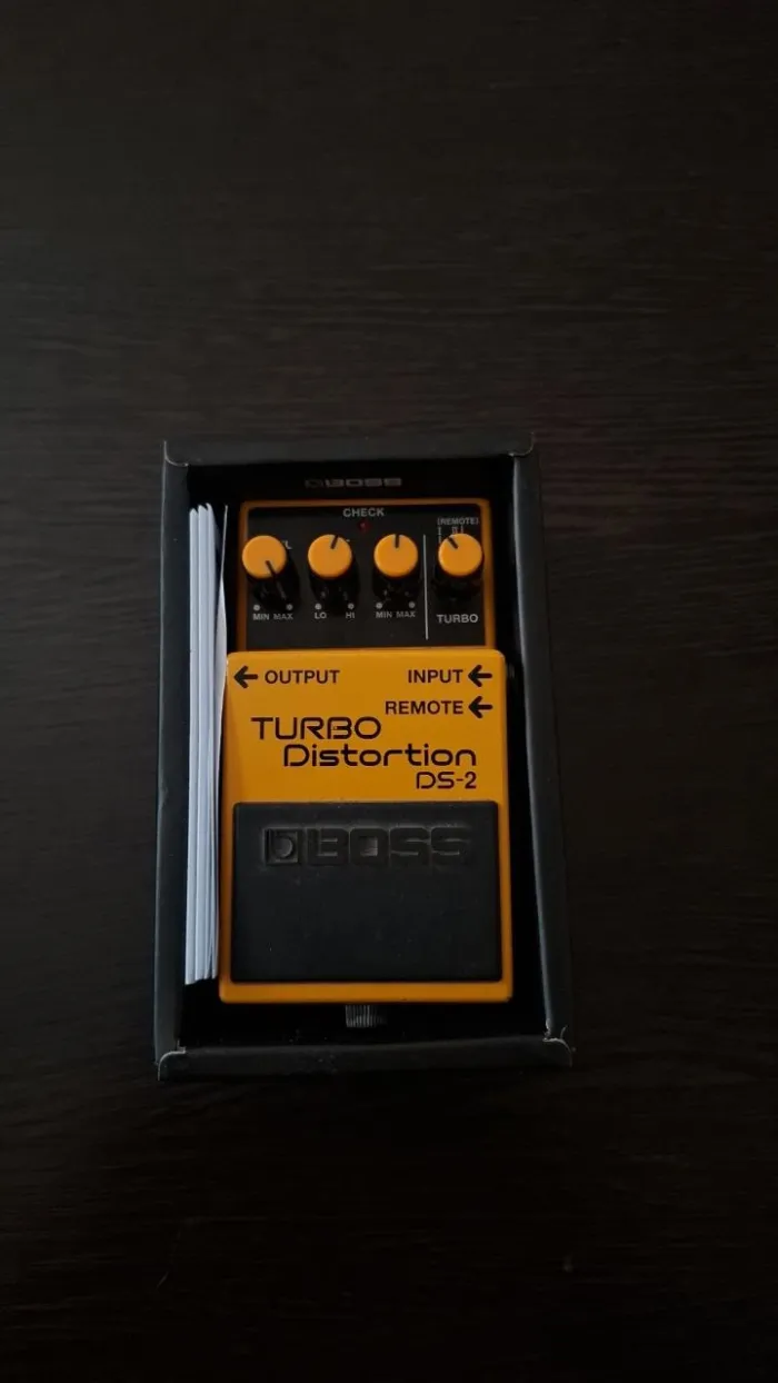 Boss DS 2 - Distortion pedal