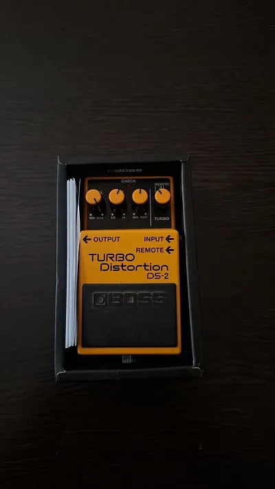 Boss DS 2 - Distortion pedal